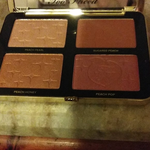 Too Faced - Picture 2 of 3